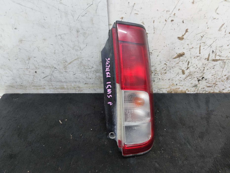 Suzuki Ignis I Lampa Prawy Tył Prawa Tylna