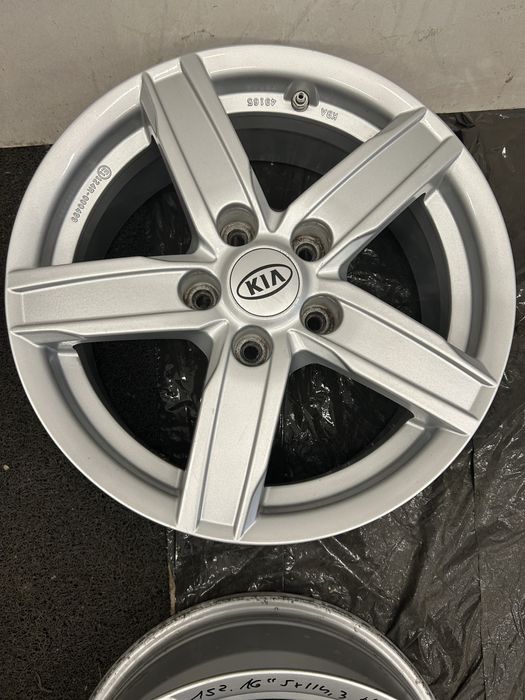 152 Felgi Aluminiowe KIA R 16 5x114,3 Bardzo Ładne