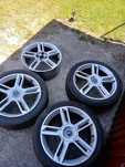 Komplet felg aluminiowych Fiat Stilo z dwiema oponami