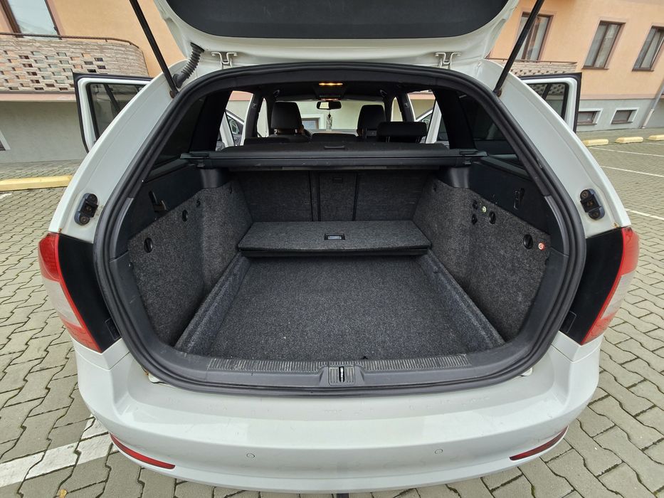 Skoda Octavia A5 FL 1.6 MPI газ/бензин