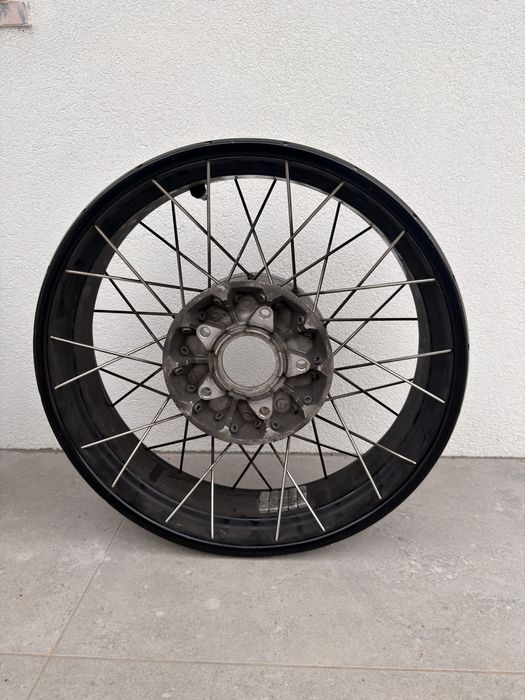 Conjunto jantes raiadas Bmw GSA