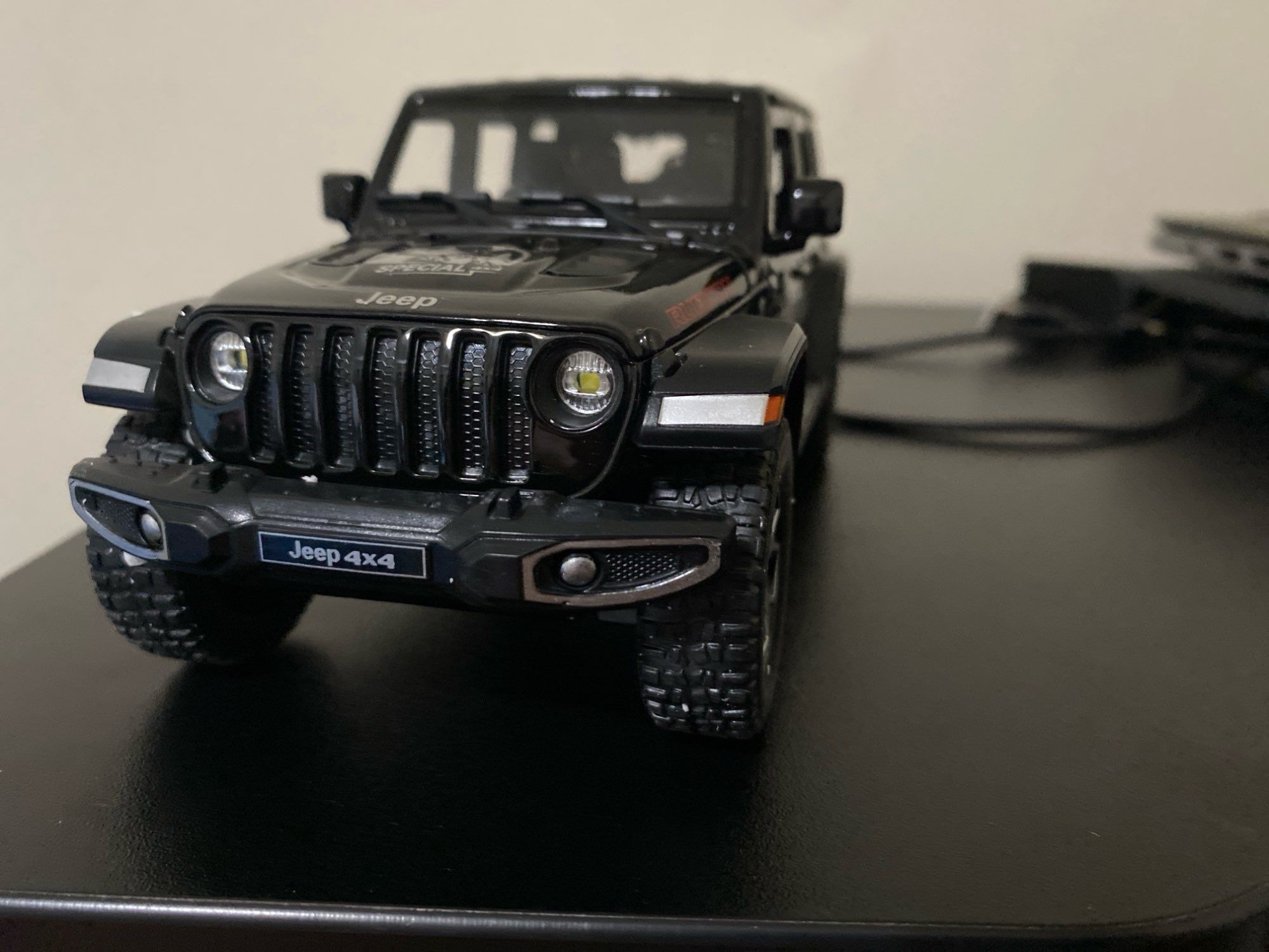 Машинка металева Jeep Wrangler 1:22