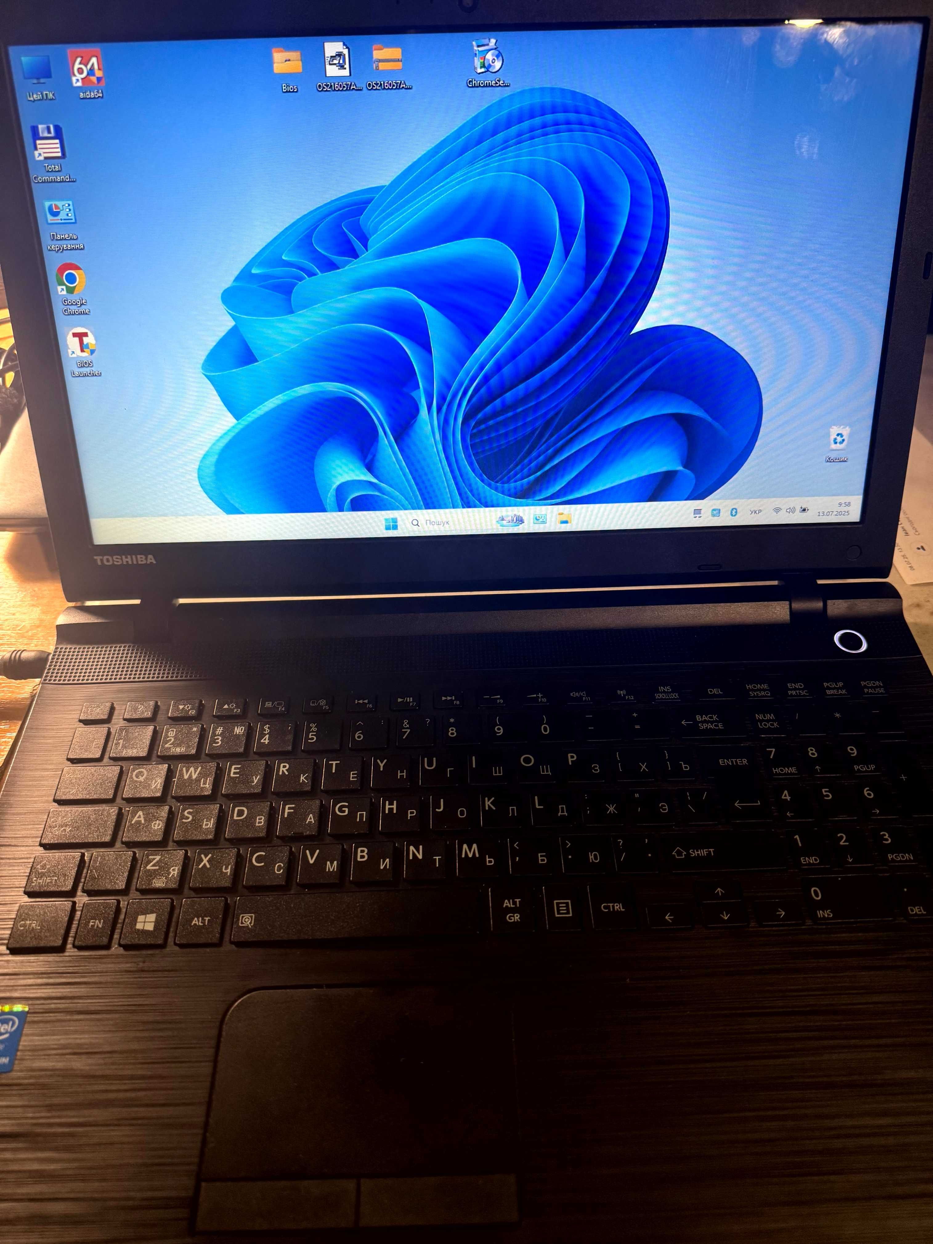 Toshiba Satellite C55 C5241 (проблема роботи від акб)
