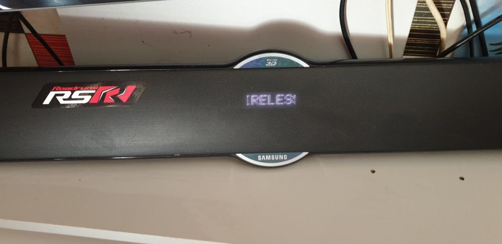 Саундбар Samsung HT-E 8200