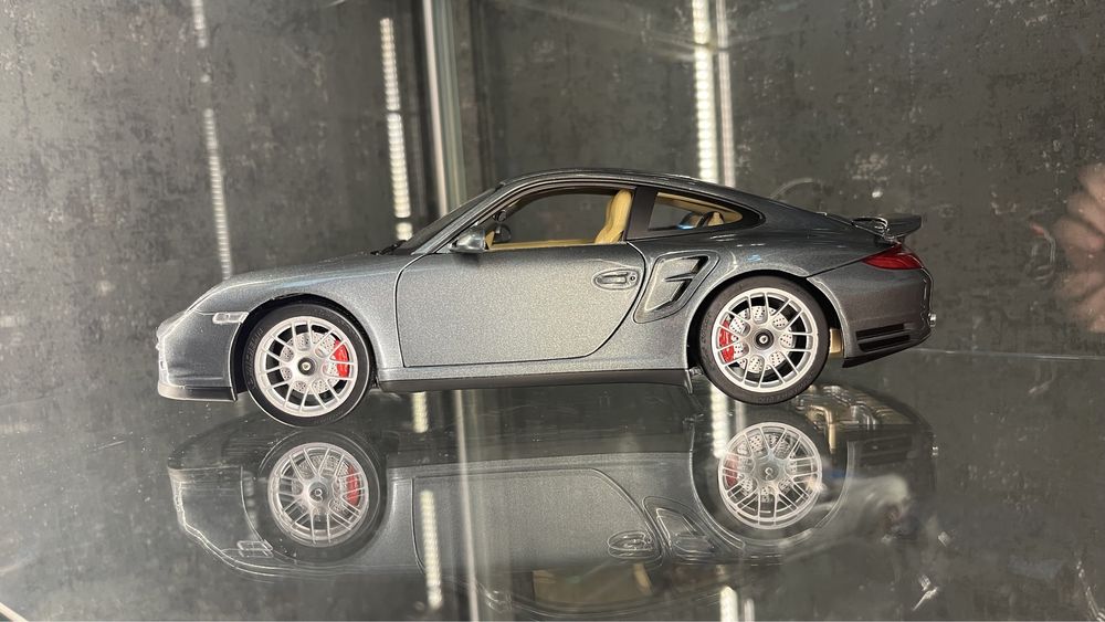 Porsche 911 997 Turbo - Norev 1/18