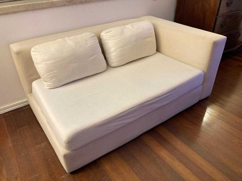 2 Sofás "area store", com combinações variadas