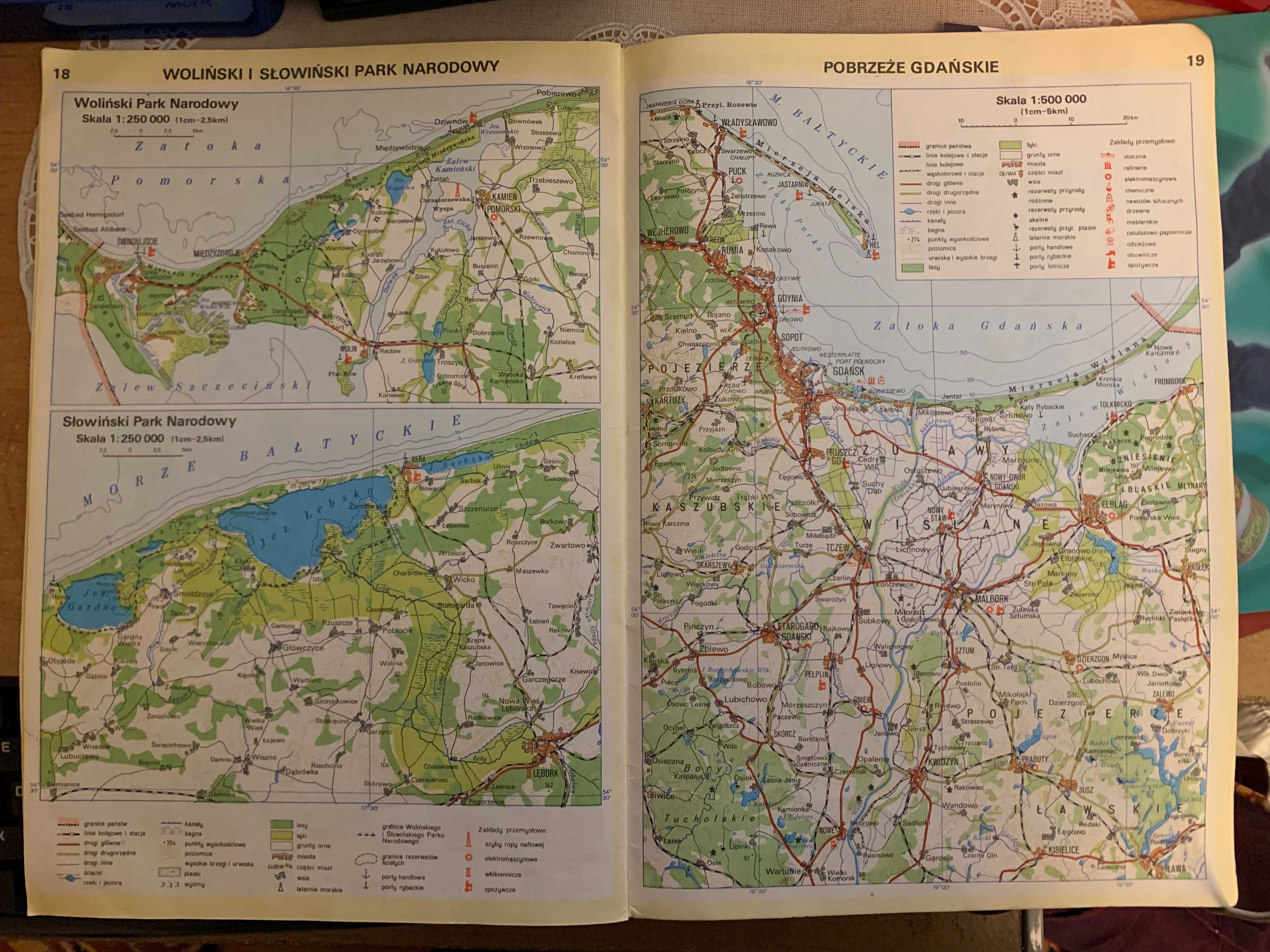 Atlas geograficzny dla kl. IV z 1984r. PRL