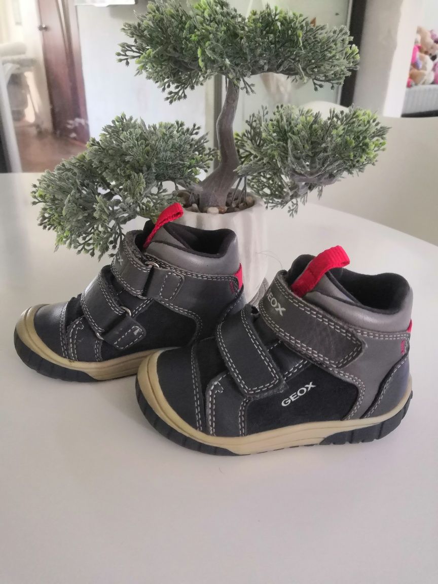 Geox взуття дитяче 21 розмір