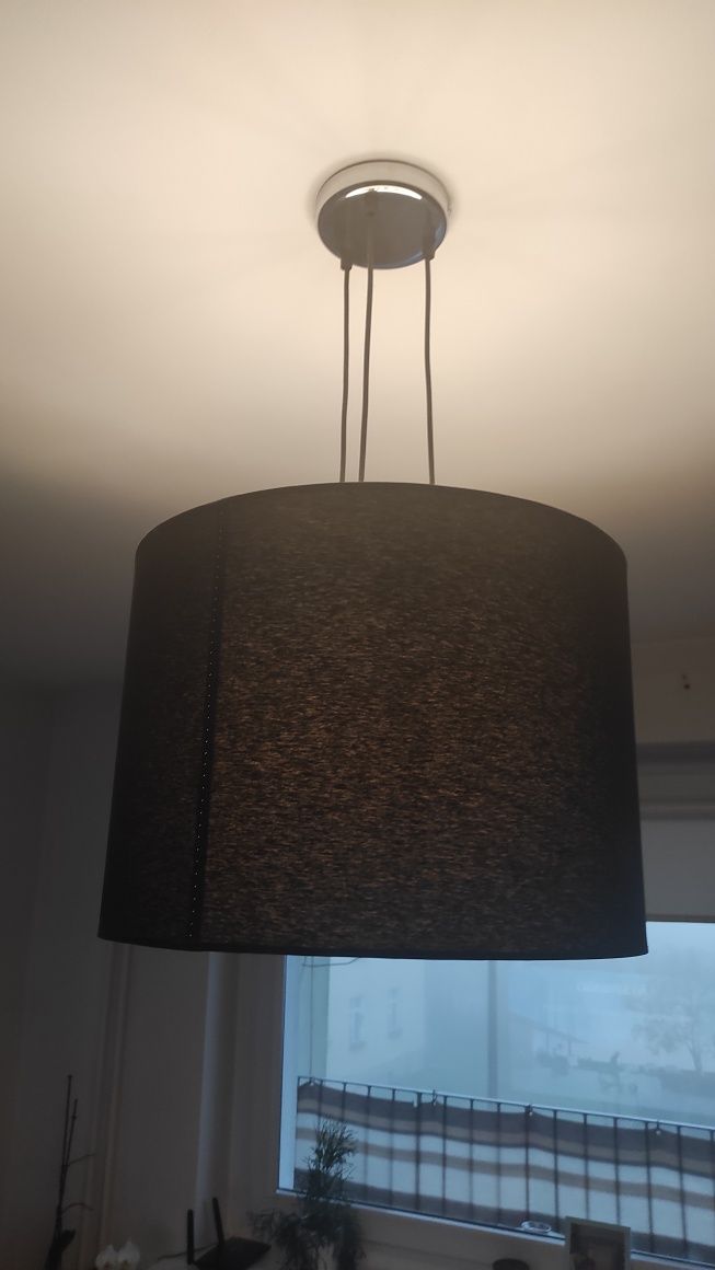 Lampa czarna na 3 żarówki