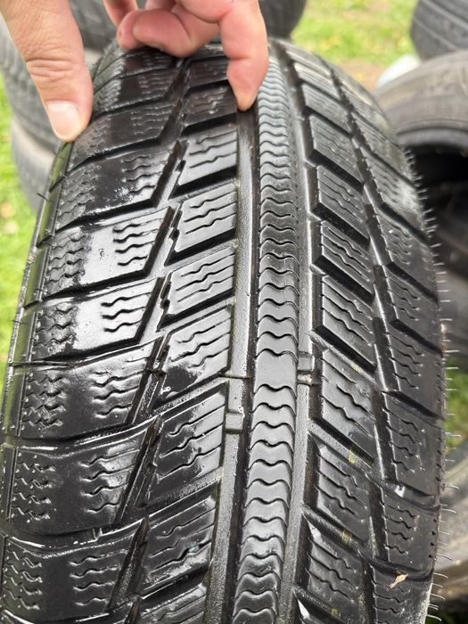 2x Opona zimowa 195/60 R 16 C Syron Everest 1
