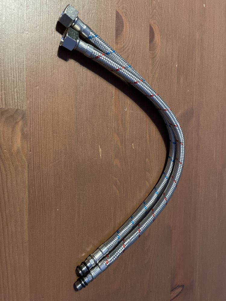 WĘŻYK DO BATERII (3/8''DŁ.KONIEC M10x1) 40 2szt