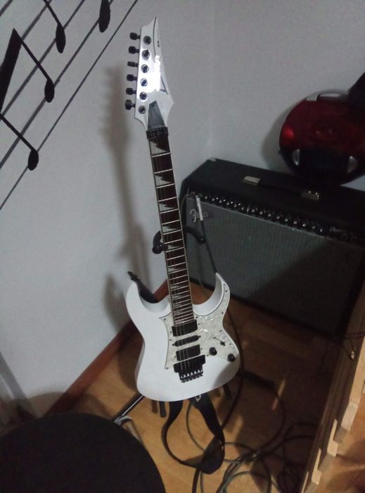 Guitarra Ibanez rg350