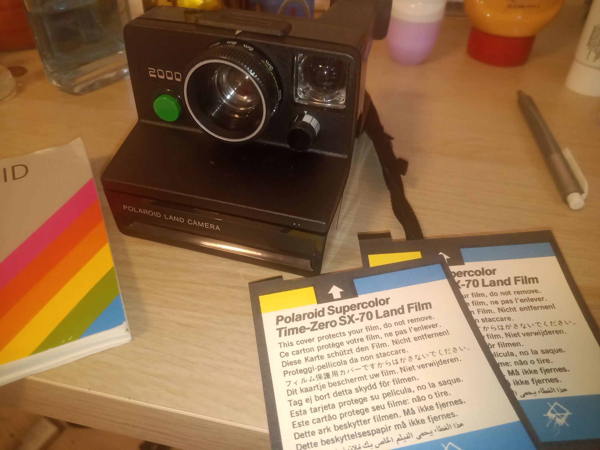 Polaroid land camera 2000