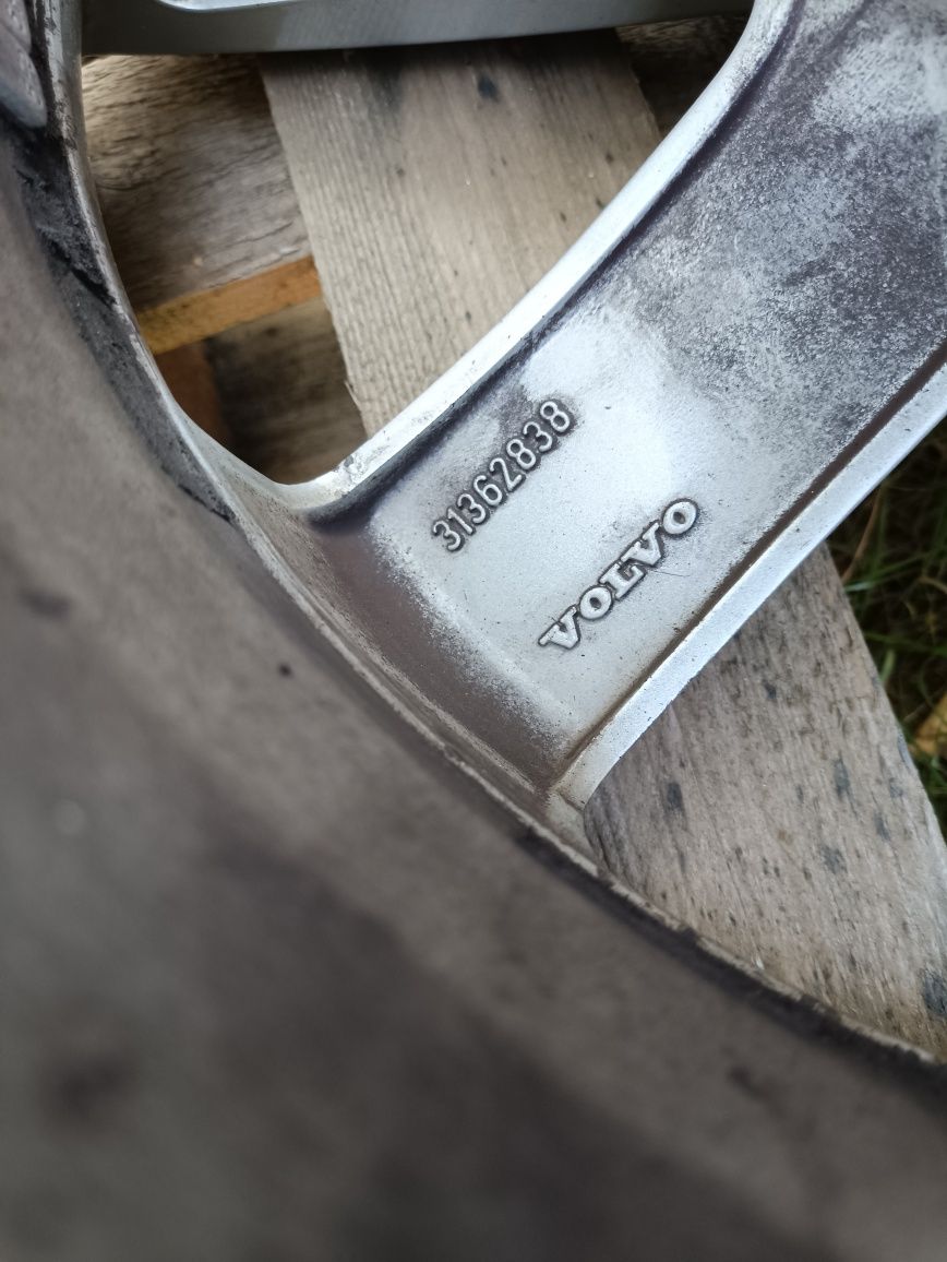 Volvo v90 s90 inne modele felga pojedyncza 17 cali et42 ładna wysyłka