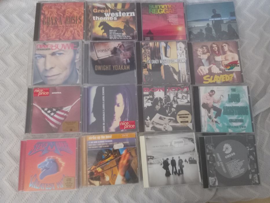 Cd's vários tipos de música