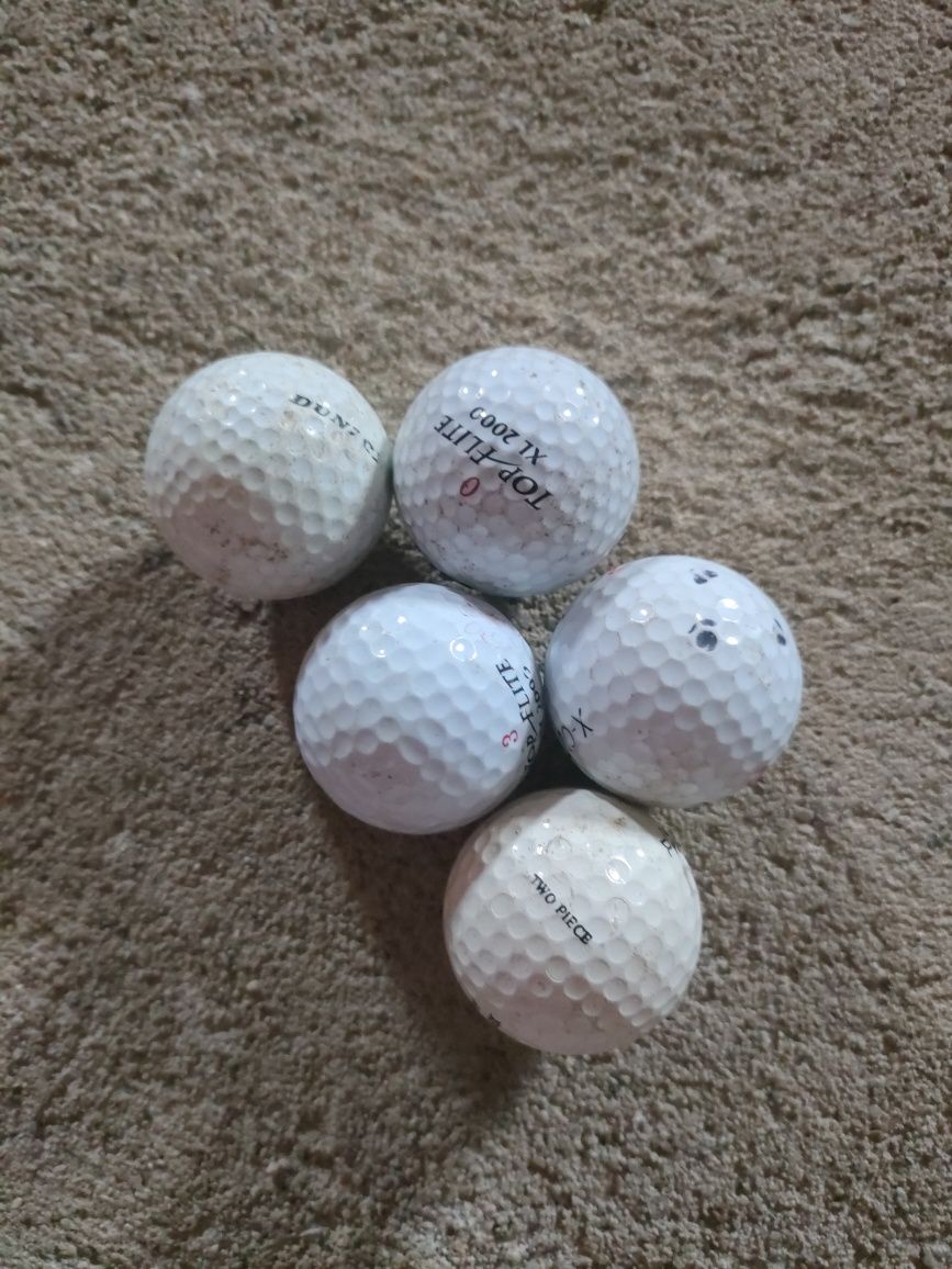 5 piłek golfowych