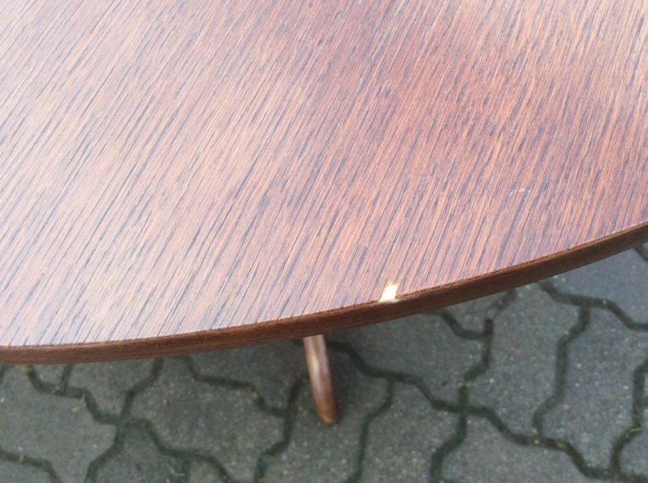 Duży drewniany stół rozkładany w bardzo dobrym stanie