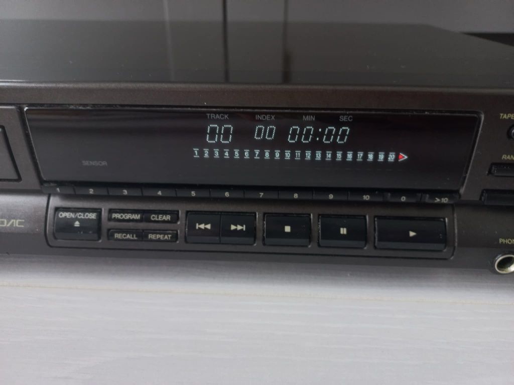 CD Technics SL-PG440A