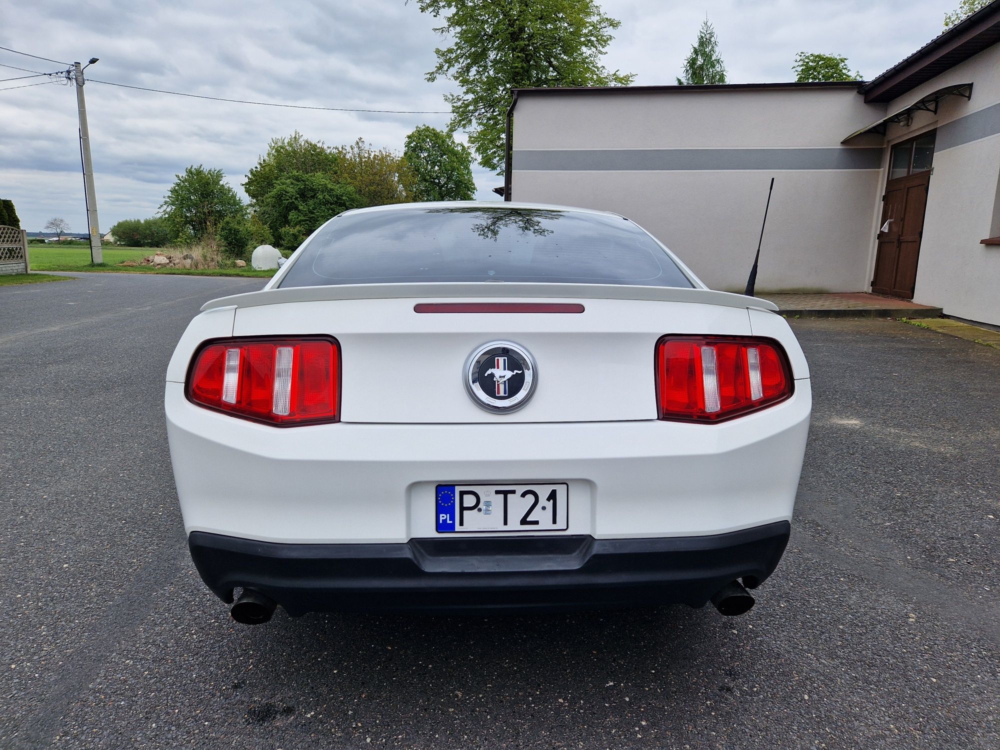 Ford Mustang 2011r 3.7l USA