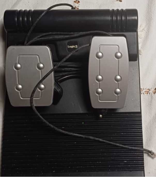 Volante com pedais para PS2 muito pouco usado