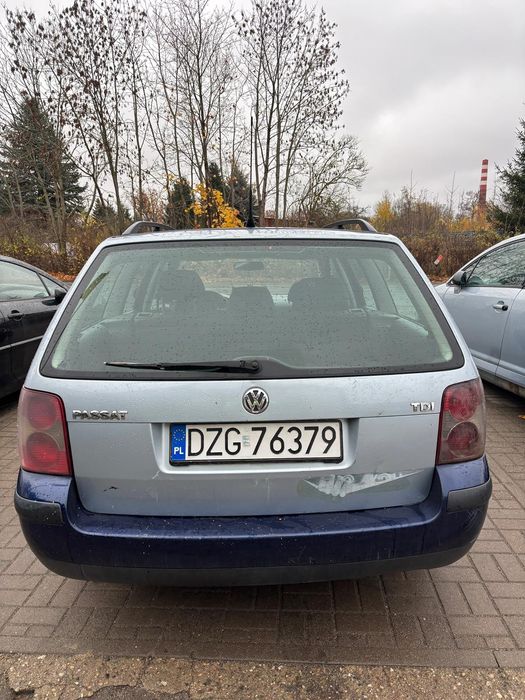 VWPassat B5 lift kombi 1.9tdi 130km 6biegowy 
Sprawny . 
Ważne opłaty