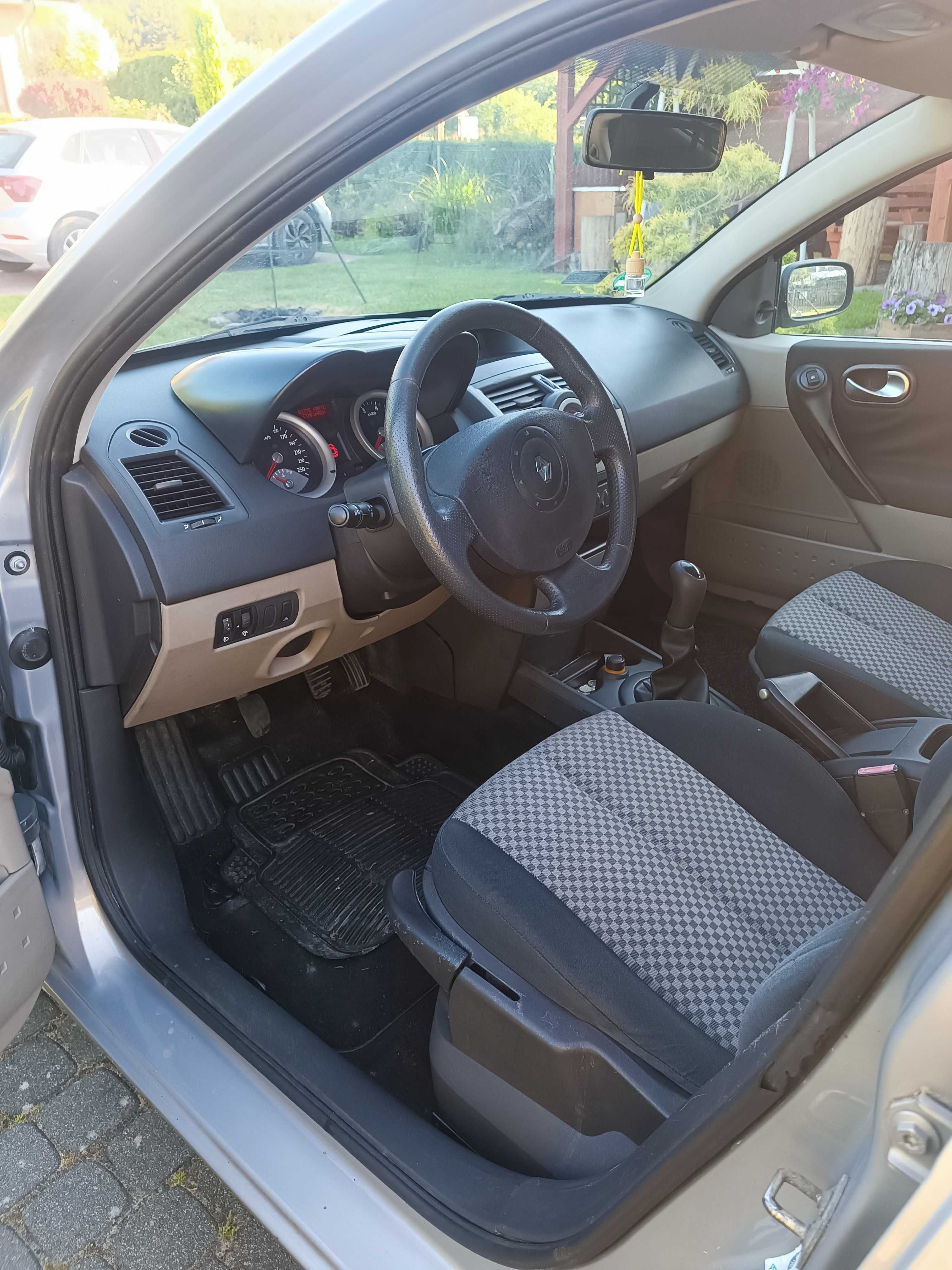 Renault Megane II 1.6 Benzyna