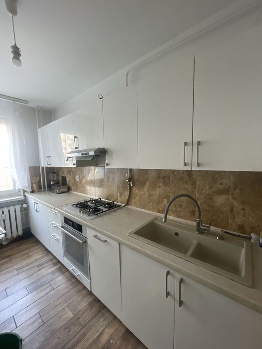 Zestaw mebli kuchennych, dwukomorowy zlew, płyta gazowa, okap… TANIO