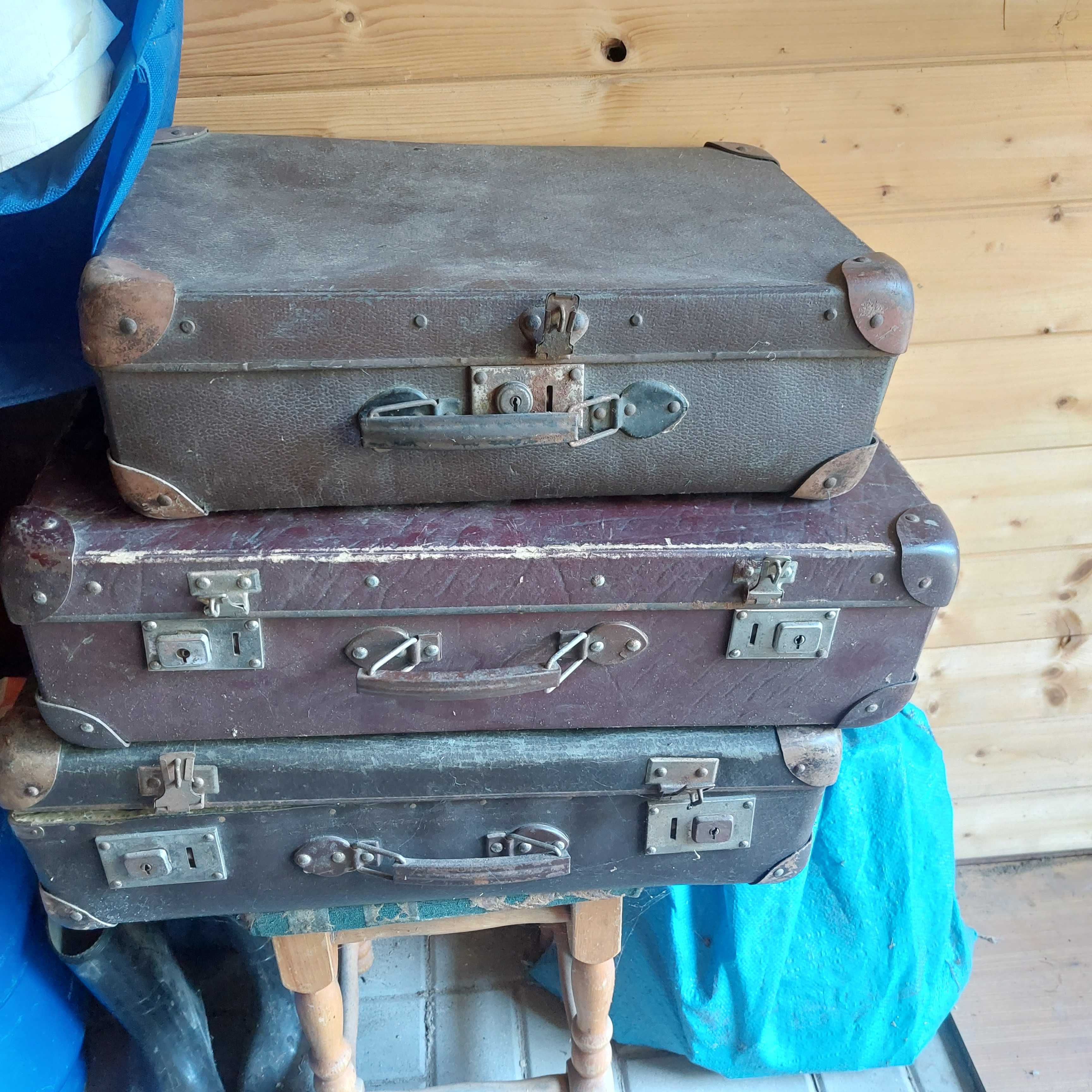Stare walizki Prl