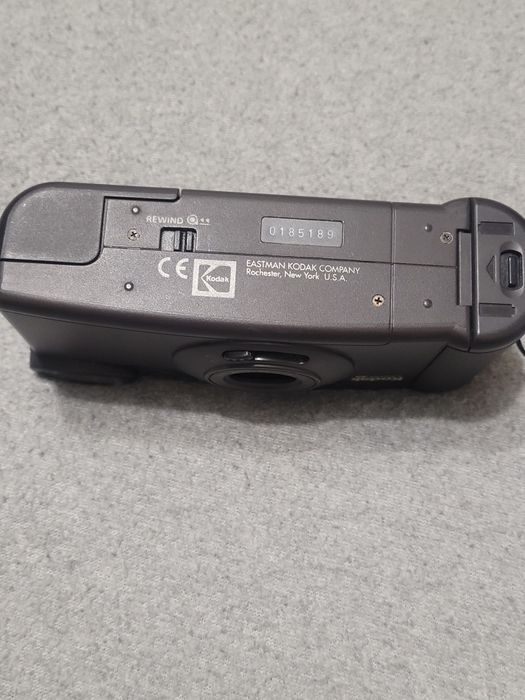 Пленочный фотоапарат.