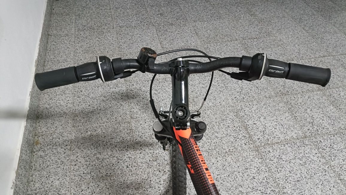 Bicicleta btwin rock rider 500
