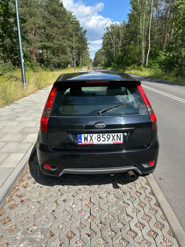 Ford Fiesta St 2.0 150km