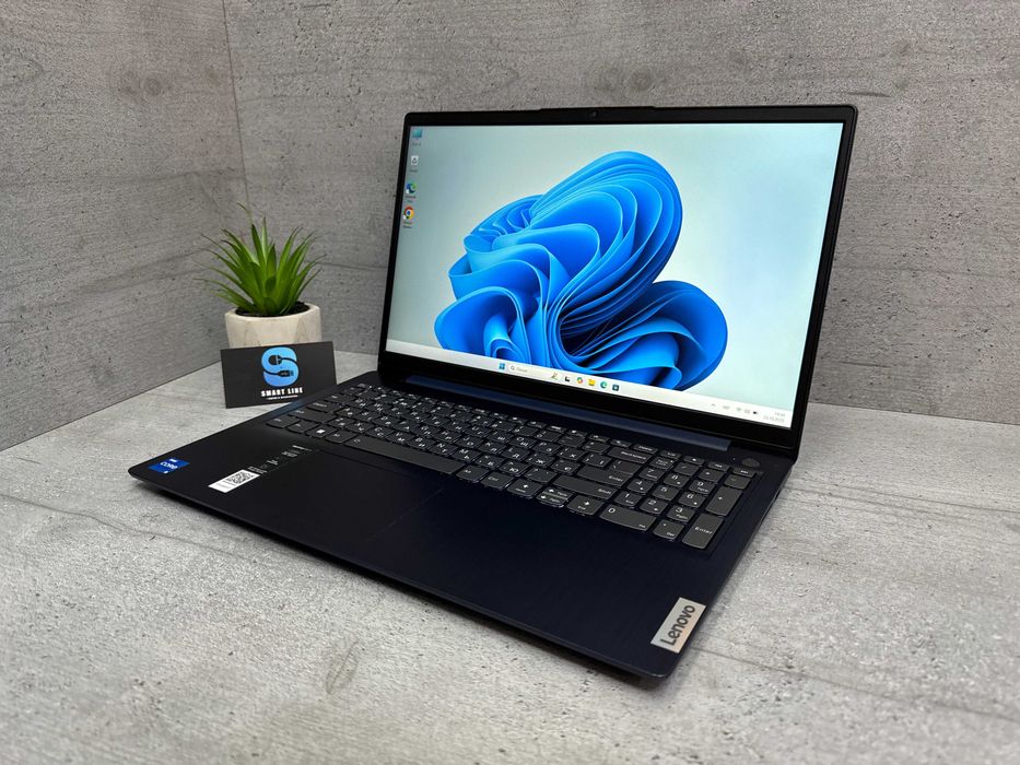 Стильний ноутбук Lenovo IdeaPad 3 15IAU7/i5-1235u/15.6"/16gb ddr4
