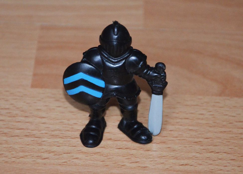 Figurka czarny rycerz