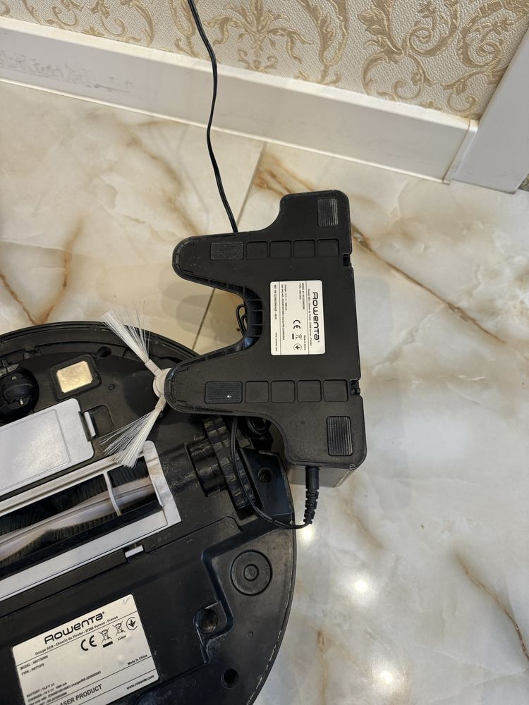 Робот пылесос ROWENTA Explorer Serie 80 б/у