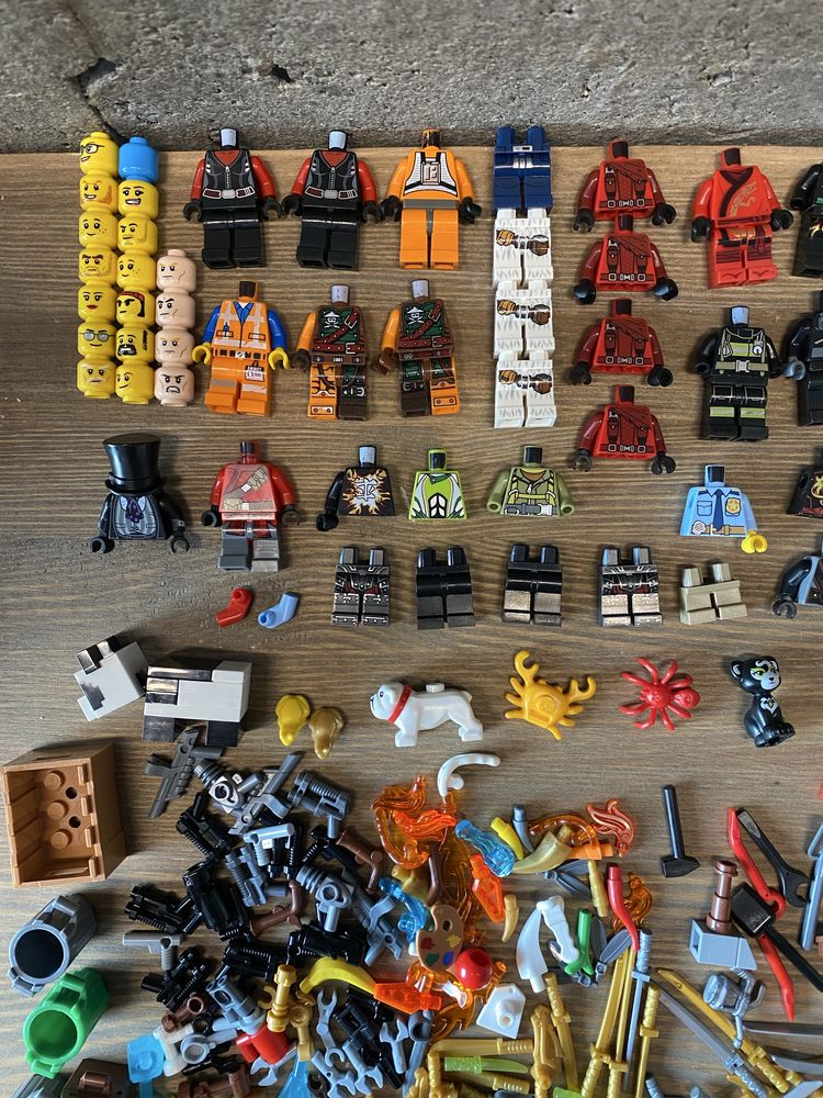LEGO  мініфігуки, ціна за все, ЛОТ ,запчастини, акаесуари