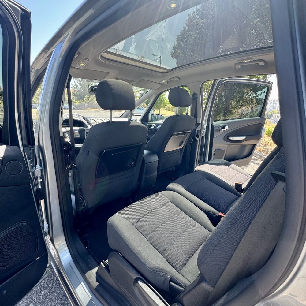 Ford S-Max 2.0d Caixa Automatica DESDE 219€ mes