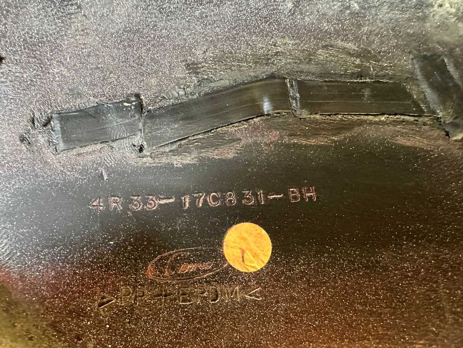 Ford Mustang V 5 gt 04  05- 09 zderzak przedni przód cały orginał