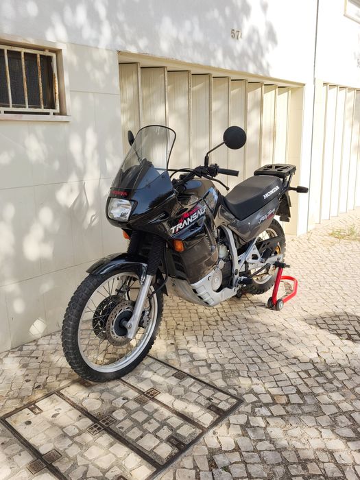 Honda Transalp XL 600 v Rally Touring