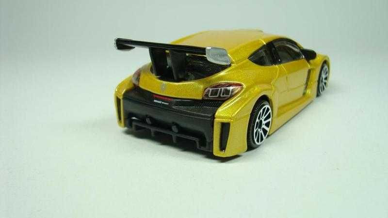 Рено Меган Спорт Renault Megane Sport машинка метал 1:43