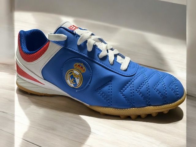 Футзалки Реал Мадрид  розміри 36-40