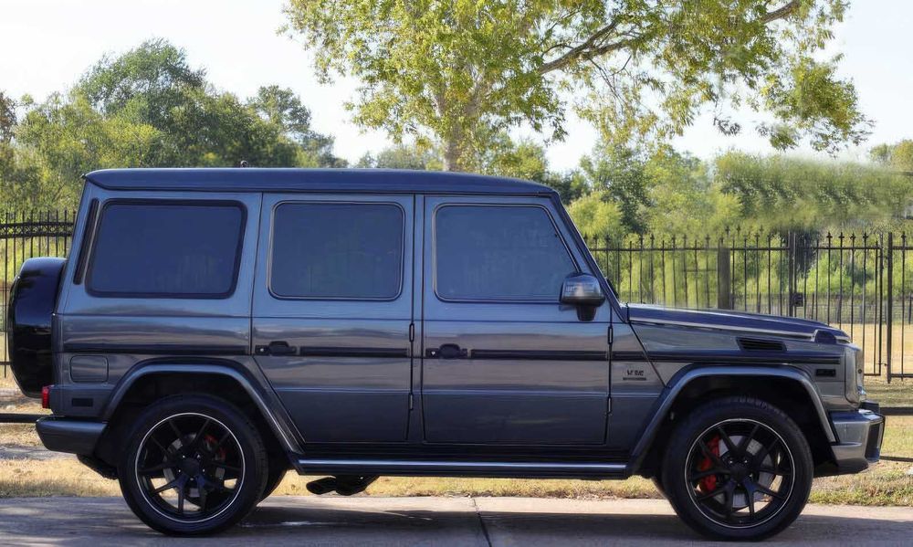 Mercedes-Benz G-Class AMG G 65      2017