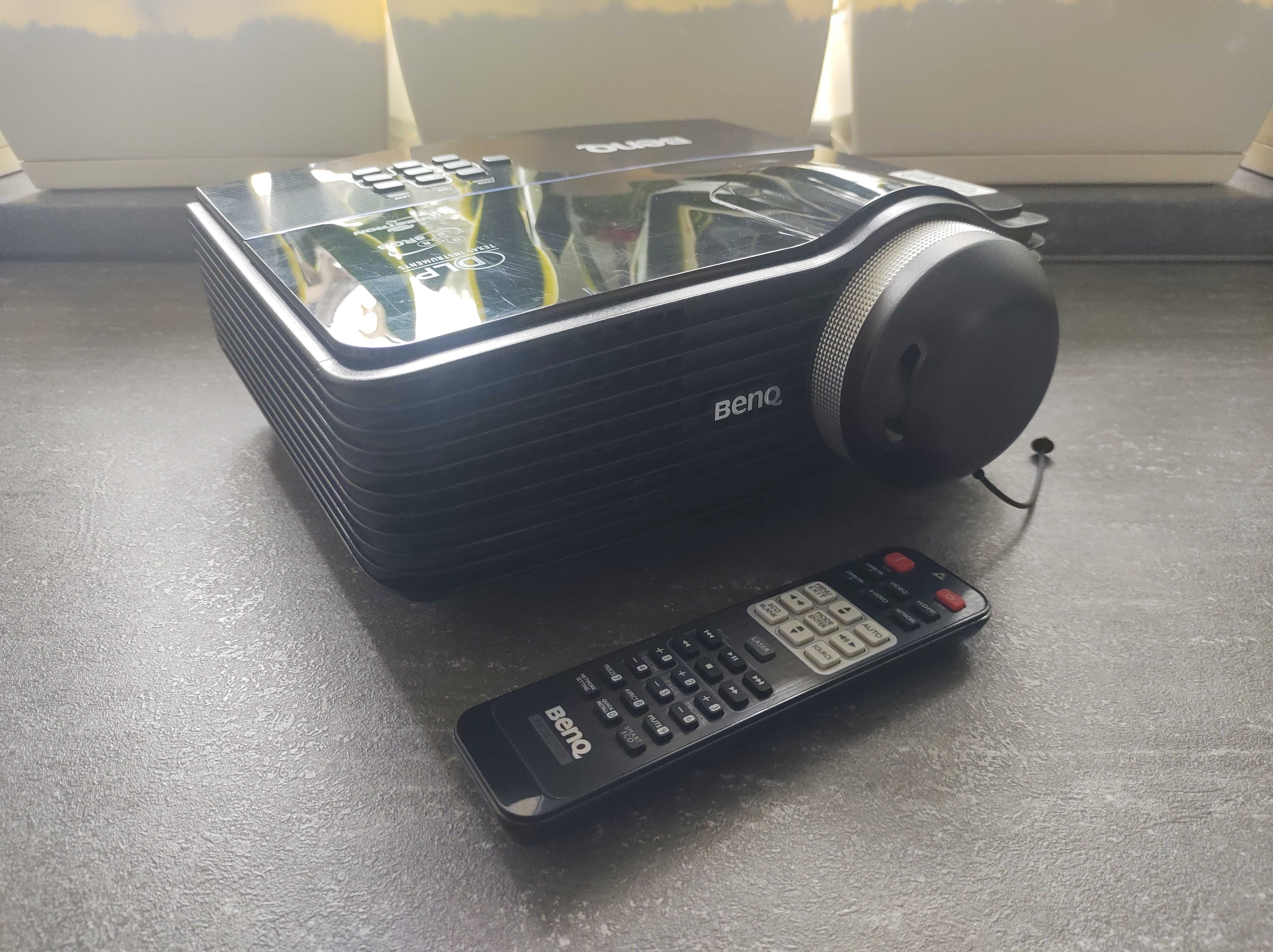 Projektor BenQ MP772ST bardzo dobry stan