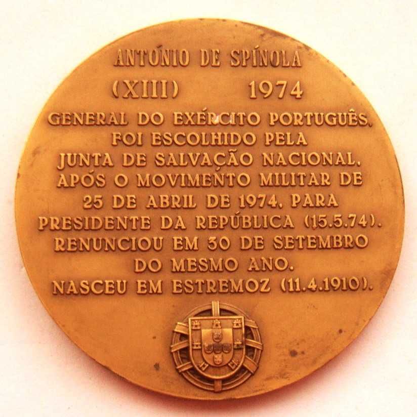 Medalha de Bronze Presidente General António de Spínola por J BERARDO