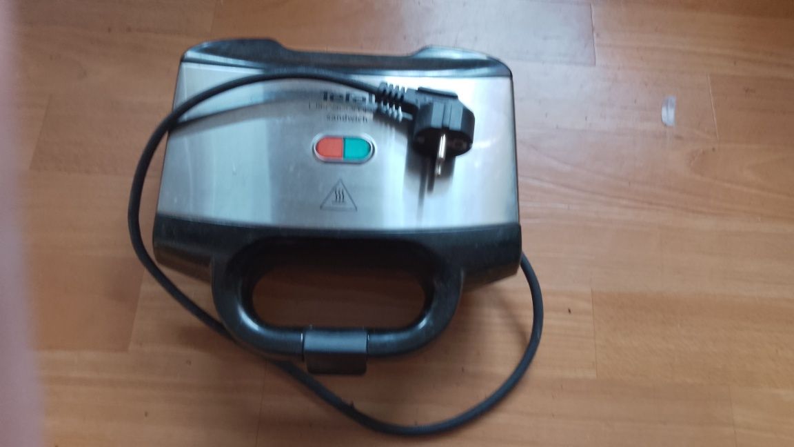 Toster opiekacz do kanapek Tefal