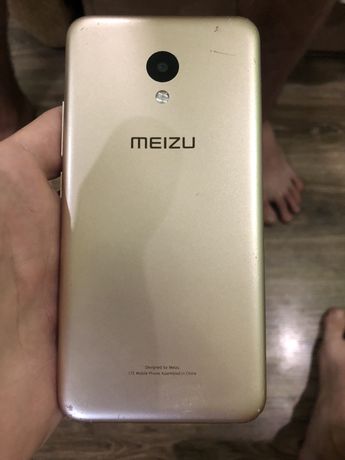 Продам Meizu m5 3/32 в середньому стані