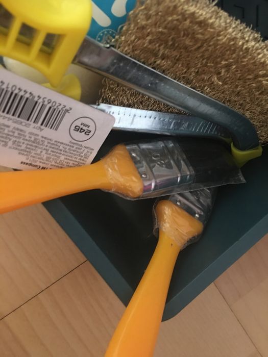 інструменти для робіт з емаллю