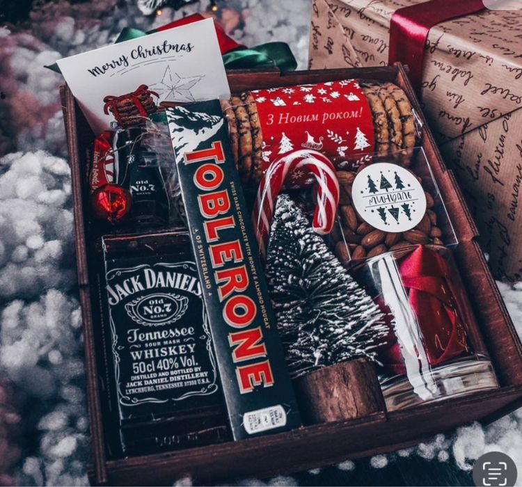 Подарункові бокси / Корпоротивні подарунки / Подарунок для колег /