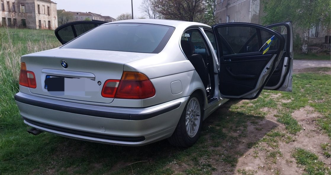 Продам, BMW 320i,гарний торг(нова зимова резина)