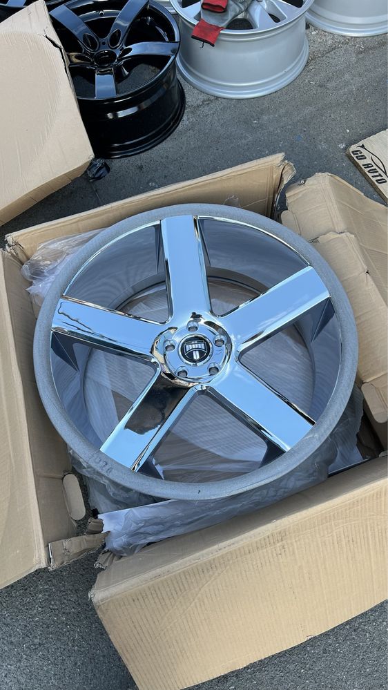 Goauto диски на Range Rover BMW нові 5/120 r24 et20 9j dia73,1