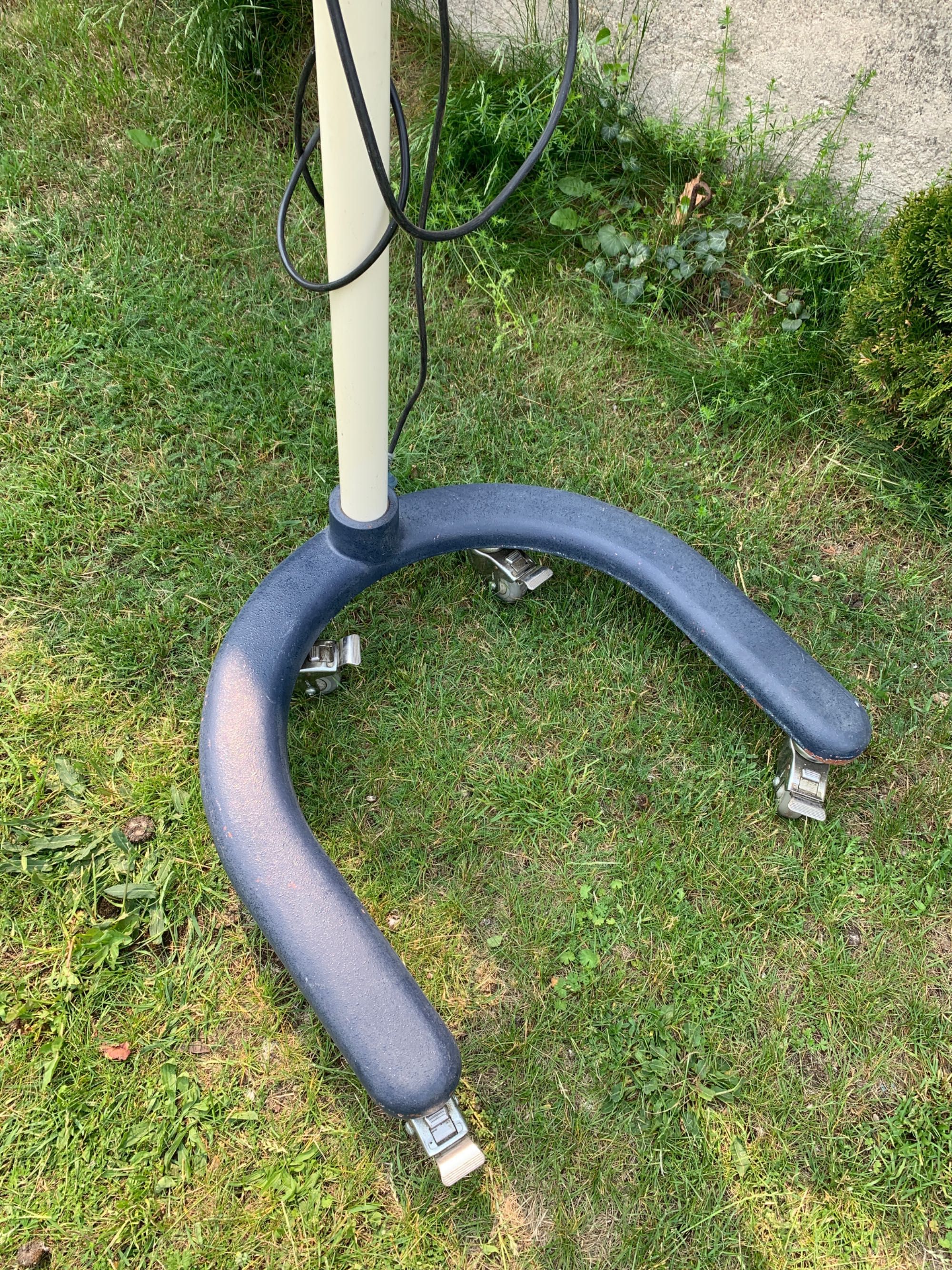 Lampa zabiegowa jezdna Mediland Estella
